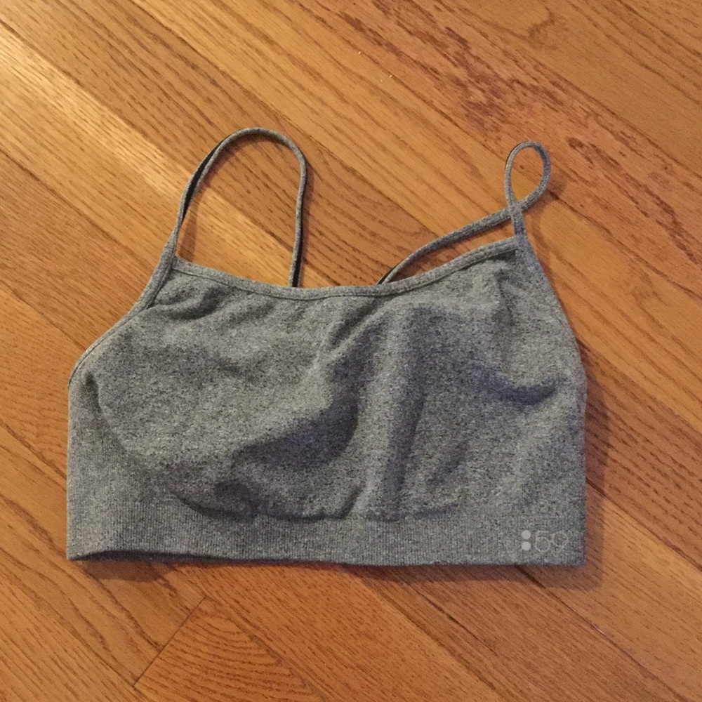 Splits 59 sports bra
